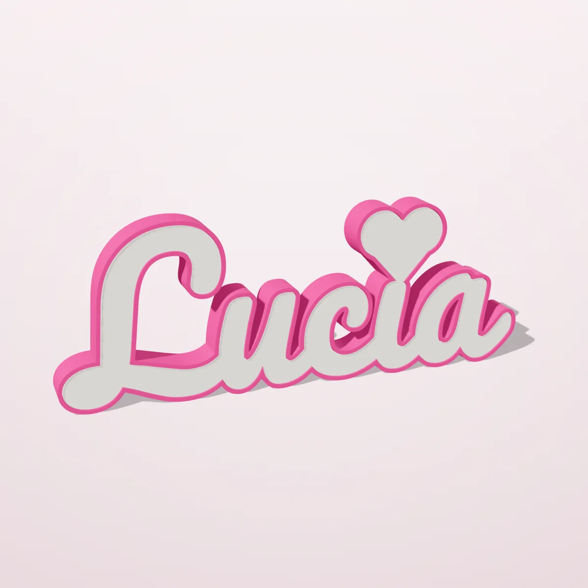 Nome 3D Lucia em pé com contorno rosa e miolo branco e coração no pingo do i